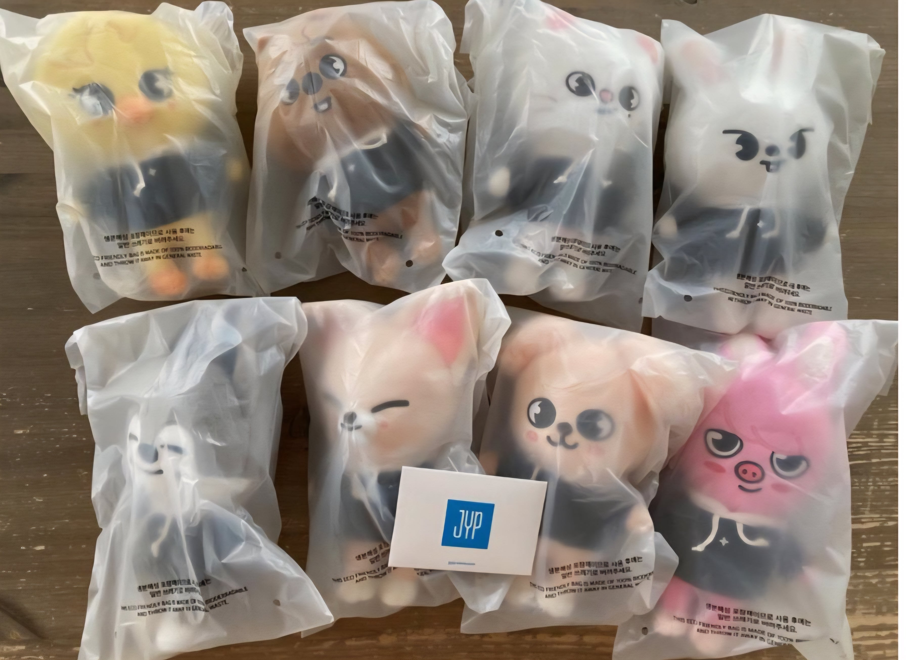 Stray Kids　SKZOO PLUSH ORIGINAL Ver.　全８種 Straykids Skzoo Original ver – MdSkzooShop
